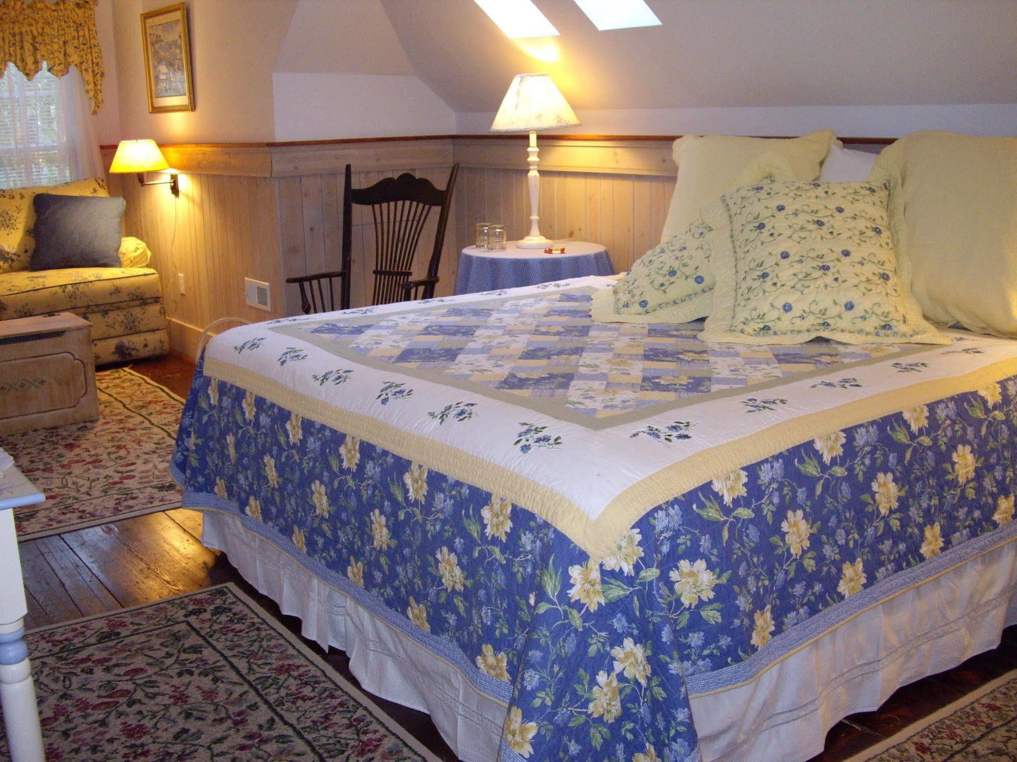 Isaiah Jones Homestead Bed And Breakfast Сэндвич Экстерьер фото