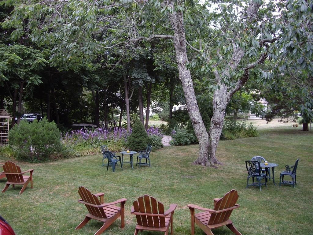 Isaiah Jones Homestead Bed And Breakfast Сэндвич Экстерьер фото