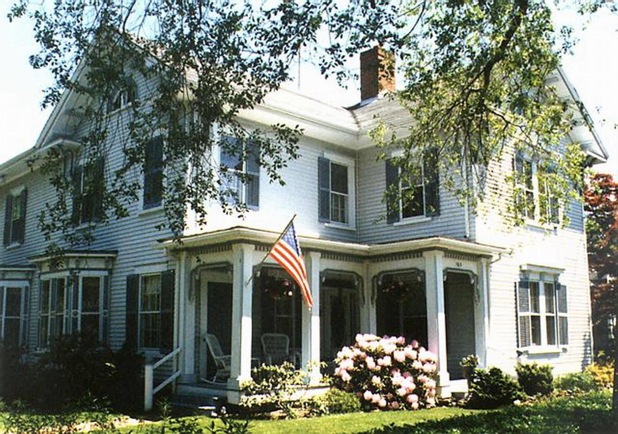 Isaiah Jones Homestead Bed And Breakfast Сэндвич Экстерьер фото
